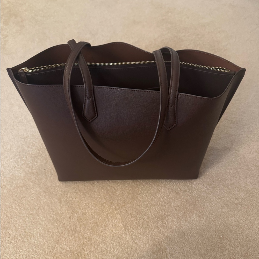 Like New Quince Italian Leather Triple Compartment Shopper Tote